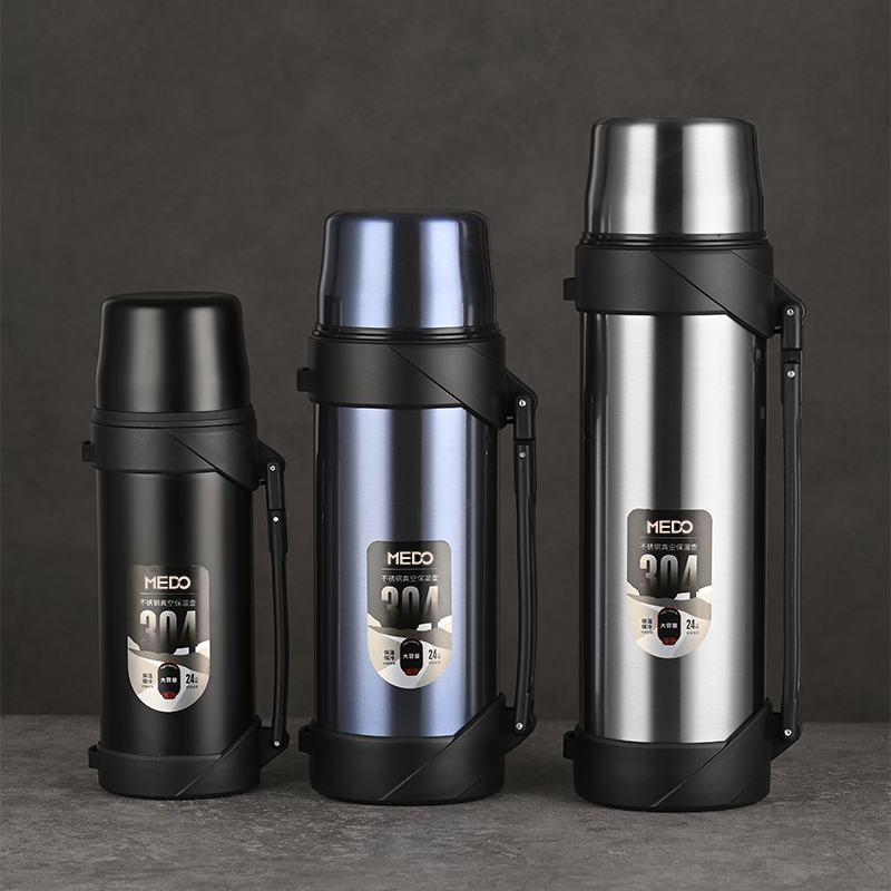 Customizable 304 Stainless Steel Vacuum Flask With Large Capacity And Double Lid Design For Outdoor Activities